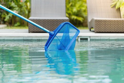 Cinq conseils pour nettoyer sa piscine sans vous ruiner